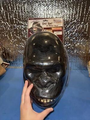Goin Ape Gorilla Ani-Motion Mask Deluxe Overhead Mask - Image 1 of 3