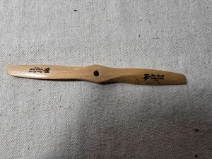 Top Flite 7 x 4 Power Point Wood Propeller for Airplanes - New - Picture 1 of 10