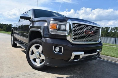 GMC Sierra 2500 Denali 2015 Foto 1 de 4