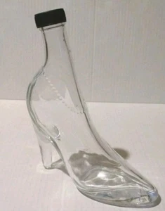 Vintage Clear Glass Lady's High Heel Shoe Liquor / Wine Bottle - Picture 1 of 9