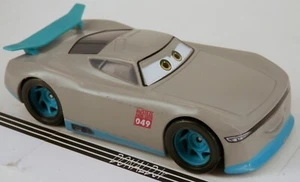 Coche deportivo Gabriel 049 de próxima generación gris tamaño mega 1:43 Disney/Pixar - Imagen 1 de 2
