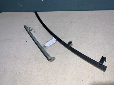 91 92 93 94 95 Volvo 940 Vagón Puerta Trasera Izquierda Cristal Canal Ambos Foto 1 de 4