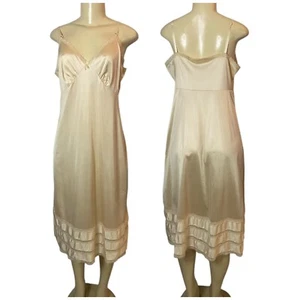 Abito vintage Sears FULL SLIP BEIGE taglia 38 grande TRIPLO ORLO volant PIZZO trasparente - Foto 1 di 9