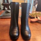 tommy bahama womens boots 9.