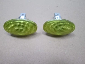  FORD YELLOW   SIDE REPEATER ( SMALL  OVAL )  X 2 COMPLETE WITH BULB HOLDER  - Picture 1 of 2