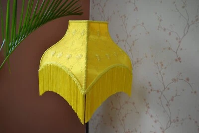 Pantalla Cuadrada Amarillo Limón Cosida a Mano Pantalla de Mesa Pantalla de Pie Foto 1 de 4