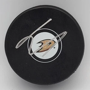 LEO CARLSSON ANAHEIM DUCKS TOP PICK SIGNED NHL PUCK RARE COA - Picture 1 of 2