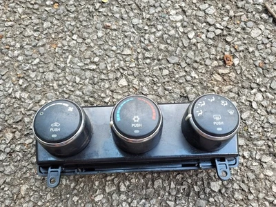 Dodge Nitro/Jeep Liberty 2007-2009 usado control de temperatura HAC (P55111829AD) Foto 1 de 3