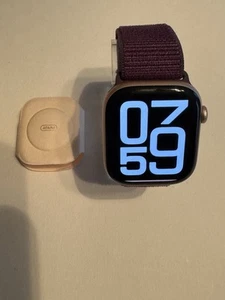 Apple Watch Series 10 46mm GPS Rose Gold Case Plum Sport Loop - Photo 1 sur 8