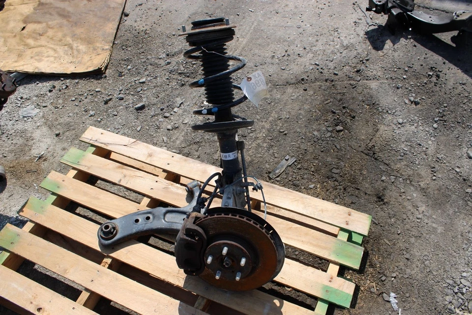 2017-2020 SUBARU IMPREZA Knee Assembly Passenger Side SPN RTR CAL LCF ASH STT - Image 1 of 4