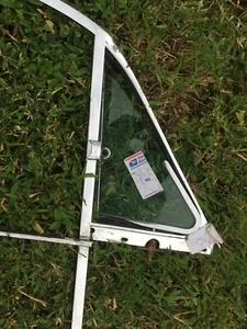 Jaguar MK2, Daimler 250 LF No Draught Vent Window Sundym Triplex & Chrome Frame - Picture 1 of 20