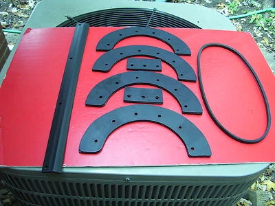 PALETAS SOPLADORAS DE NIEVE, RASPADOR Y CINTURÓN PARA JOHN DEERE TRS-21: Foto 1 de 4