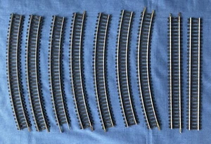 Tyco HO Model Railroad Train Track 7 #15956 Curve 2 #14014 Straight - Picture 1 of 4