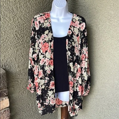 Plumero Kimono Floral Negro Billabong Talla S/M Foto 1 de 4