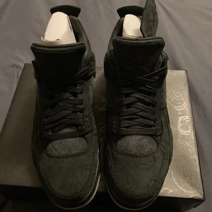Size 11.5 - Jordan 4 Retro x KAWS Black 2017 - Picture 1 of 14