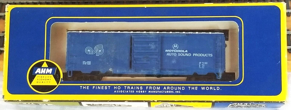 AHM HO Scale 40' Steel Boxcar "MOTOROLA AUTO SOUND PRODUCTS" - Image 1 of 4