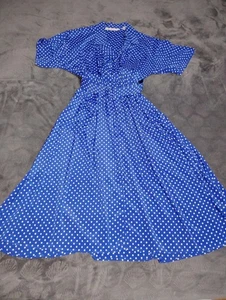 Women's vintage MS CHAUS dress  Size 14 blue white polka dots Short sleeves  - Picture 1 of 10