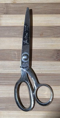 Gingher 7 1/2 Pinking Shears Scissors - Image 1 of 4