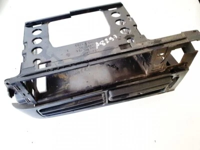 Volkswagen Golf 1992 Dash Vent (Air Vent Grille) 1h6819736, Genuin #1653998-62 - Изображение 1 из 4