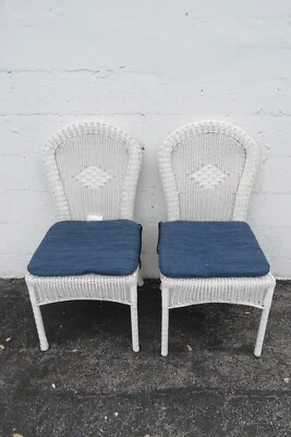 Cadeiras laterais Hollywood Regency vintage pintadas de bambu um par 3417 - Imagem 1 de 4