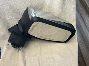 2019-2025 Chevy Silverado GMC Sierra 1500 Right Passenger Heated Mirror OEM - Picture 1 of 3