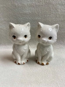 Vintage Kitty Salz- und Pfefferstreuer - sitzende weiße Katzen - Bild 1 von 6