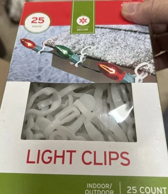 25 Gutter Shingle Clips Christmas Holiday Lights Cable Wire Hanging Decor Hooks  - Image 1 of 2