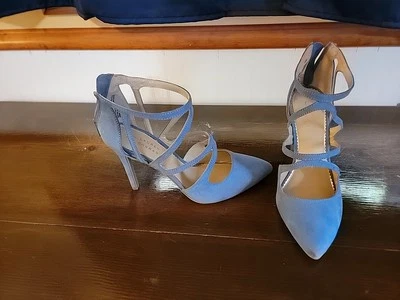 女式 LC Lauren Conrad 蓝色人造麂皮绒笼绑带高跟鞋 9 码 — 第 1/4 张图片