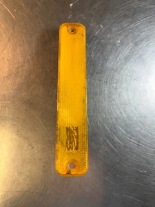 73-79 FORD TRUCK Amber Yellow Side Marker Light Lense Bronco, Pickup OEM USED - Foto 1 di 3