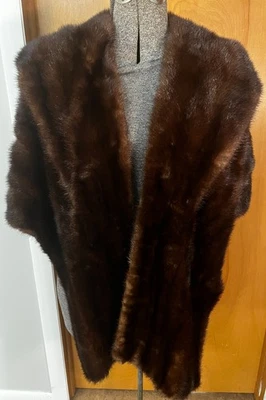 Vintage Dark Brown Luxurious Genuine Mink Fur Stole Wrap Cape Bolero Jacket - Image 1 of 4