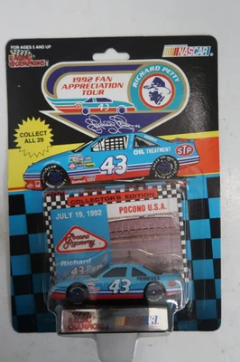 Richard Petty #43 STP 1992 Fan Appreciation Tour Pocono 1:64 Scale Diecast - Image 1 of 2