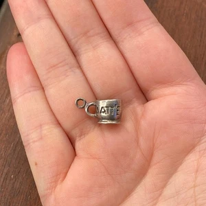 Ciondolo tazza caffè espresso "latte" argento sterling 925 vintage - Foto 1 di 5