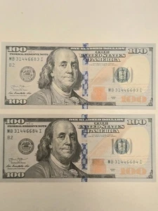 Two $100 Bills Consecutive Sequential Serial Numbers Series 2013 - Picture 1 of 9