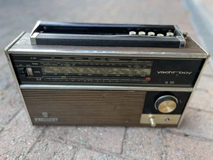 Vintage 1970’s GRUNDIG YACHT BOY YB210 Transistor Radio 1970-1972 - Untested! - Picture 1 of 3