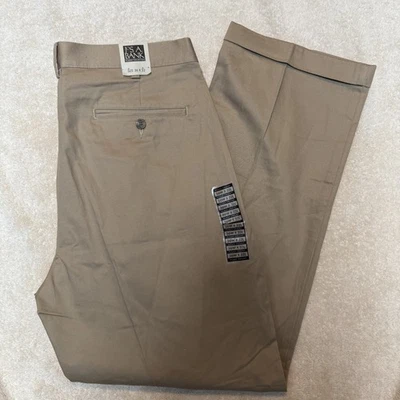 Jos A. Calça social masculina plissada Bank Classic Collection 36x32 cáqui algemada NOVA - Imagem 1 de 4