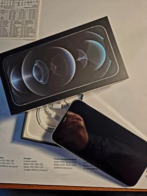 Apple iPhone 12 Pro Max - 128GB - silver (Ohne Simlock) A2411 (GSM+CDMA) - Bild 1 von 4