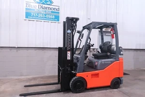 2020' Toyota Forklift, 8FGCU15, 3,000 Cushion, LP Gas, Triple, Sideshift - Picture 1 of 14