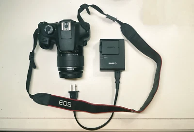 Canon EOS 4000d EF-S 18-55 mm IS II Lens Digital SLR Cameras - Black - Image 1 of 3