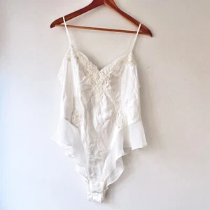 Victoria’s Secret 1990’s Ivory Cream Satin Beaded Teddy Bridal Teddy Size L - Bild 1 von 17