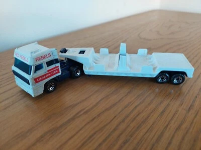 Matchbox - Daf 3300 Red Rebels Aerobatics Truck And Trailer - Diecast 1987  #46 - Image 1 of 4