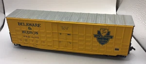 Athearn HO Scale Delaware and Hudson Boxcar Yellow VGC - Picture 1 of 5