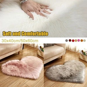 Fluffy Plush Carpet Decorative Carpets Heart Shaped Carpet Bedroom - Picture 1 of 22