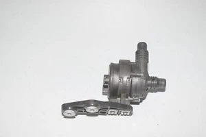 BMW G31 520d Auxiliary Coolant Pump Water Pump 8474820 17618474820 - Picture 1 of 6