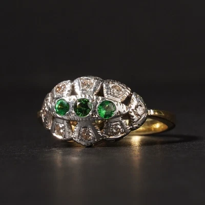 18k Gold Vintage Tsavorite Green Garnet & Diamond Cluster Ring Size 7 - Image 1 of 4