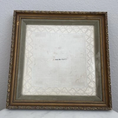 Antiguo pañuelo de boda Inglaterra 1834 hecho a mano pañuelo personalizado enmarcado efímero Foto 1 de 4