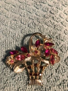 Gold tone Flower Bouquet Basket Brooch Pin with Pink Color Stones 2 1/4 inch - Picture 1 of 3