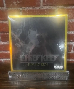 CHIEF KEEF: Finally Rich 2LP IVC Deluxe Ed w/ Poster Blk/Gold/White Vinyl #2987 - Picture 1 of 2