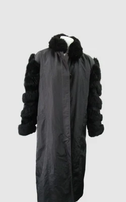 Women's Sz 10  MINT+ Raincoat with Opossum  Detachable Sheared Rabbit Fur Vest Foto 1 de 4