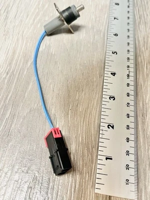 Samsung Washer Water Temperature Thermistor DC90-10128N - Image 1 of 3