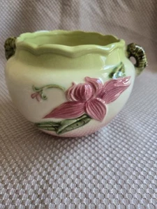 HULL POTTERY VASE W7-5 1/2" Vintage, - Picture 1 of 5